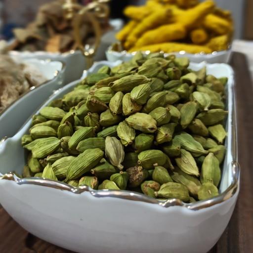 هل اکبر بنفش